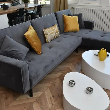 Le Select De Brou * بور أو بريس