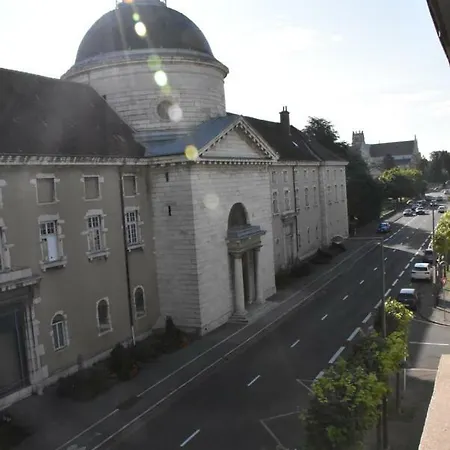 Le Select De Brou شقة